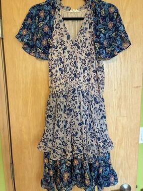 MELLODAY Blue and Cream Floral Ruffle Dress size medium